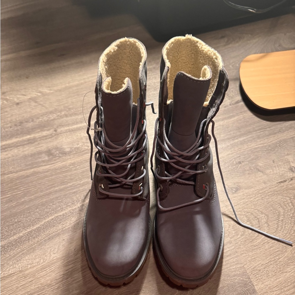 Blue Timberlands - image 1